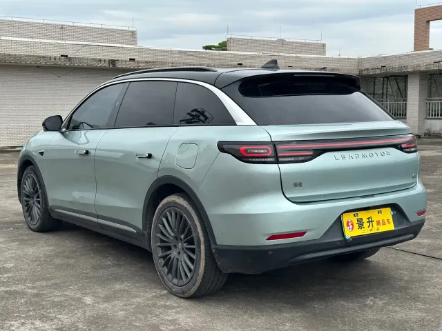 Leapmotor C11 — Фото автомобиля 7