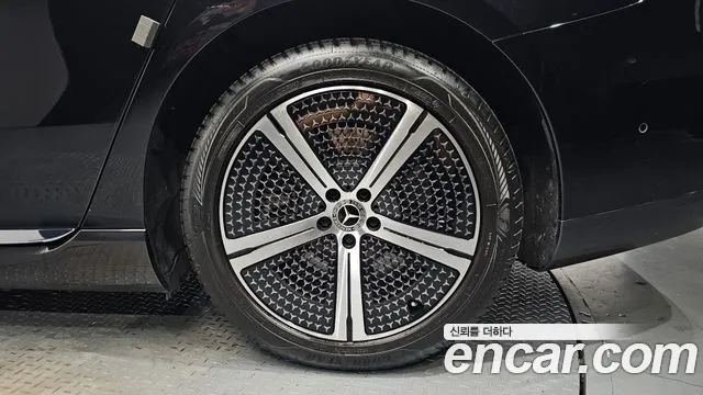 Mercedes-Benz EQS — Фото автомобиля 19