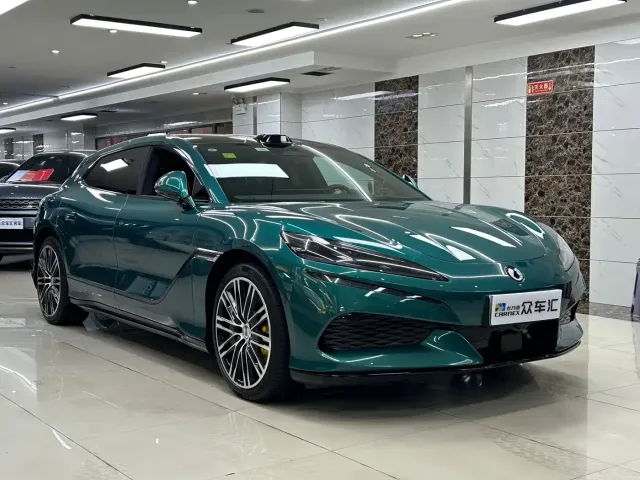 Denza Denza Z9GT 2026 Model Flash Charge Flagship Edition — Фото автомобиля 3