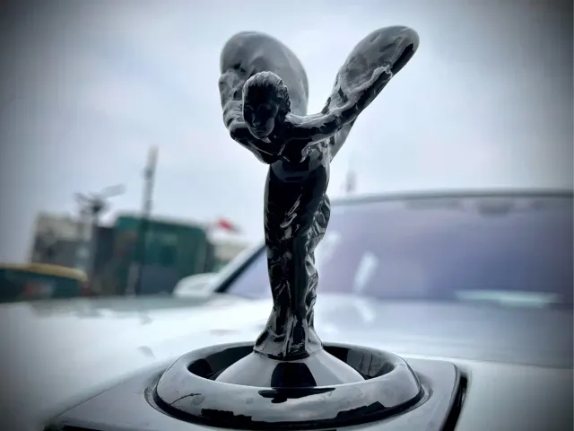 Rolls-Royce Cullinan — Фото автомобиля 18
