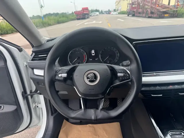 Skoda Octavia — Фото автомобиля 11