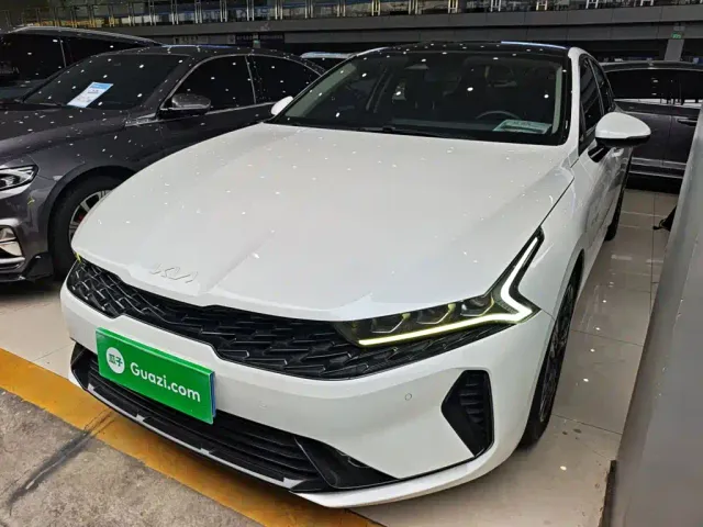 Фотография автомобиля — Kia K5