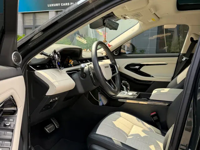 Land Rover Range Rover Evoque — Фото автомобиля 7