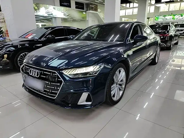 Фотография автомобиля — Audi A7L