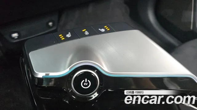 Kia EV6 — Фото автомобиля 30