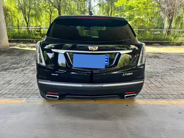 Cadillac XT5 — Фото автомобиля 4