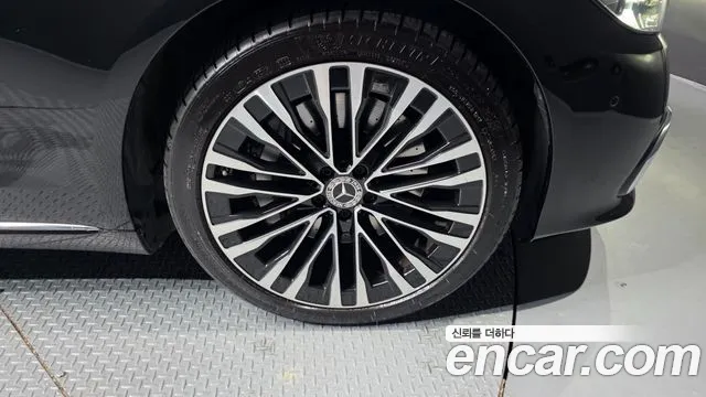 Mercedes-Benz S-Class — Фото автомобиля 5