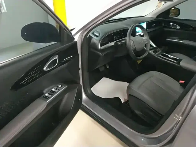 Geely Starry Wish — Фото автомобиля 15