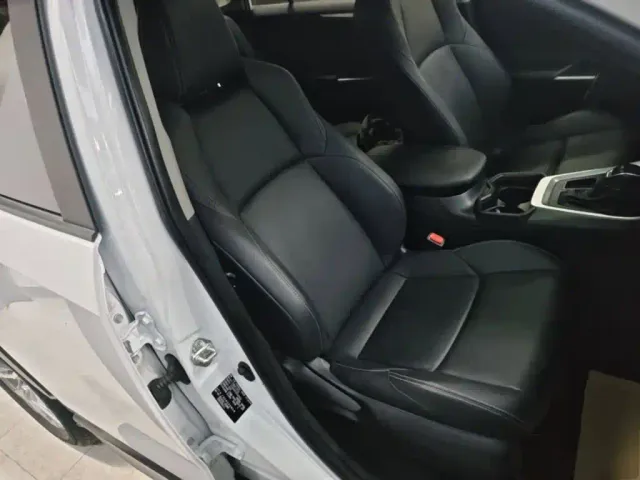 Toyota Wildlander — Фото автомобиля 24