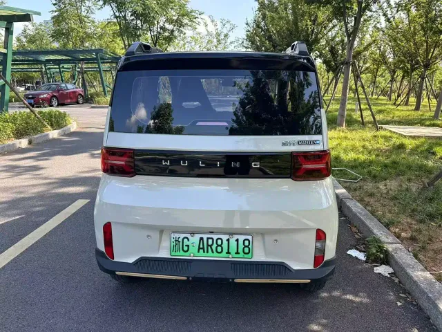 Wuling Hongguang Mini EV — Фото автомобиля 5