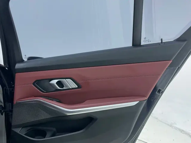 BMW 3 Series — Фото автомобиля 26