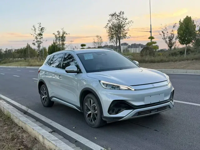 BYD Yuan PLUS — Фото автомобиля 3