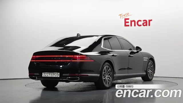Genesis G90 Бензин 3.5 турбо AWD — Фото автомобиля 2