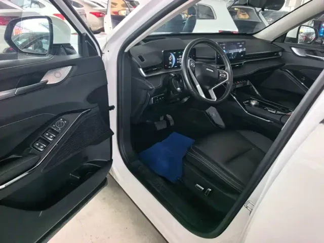 Haval H6 — Фото автомобиля 15