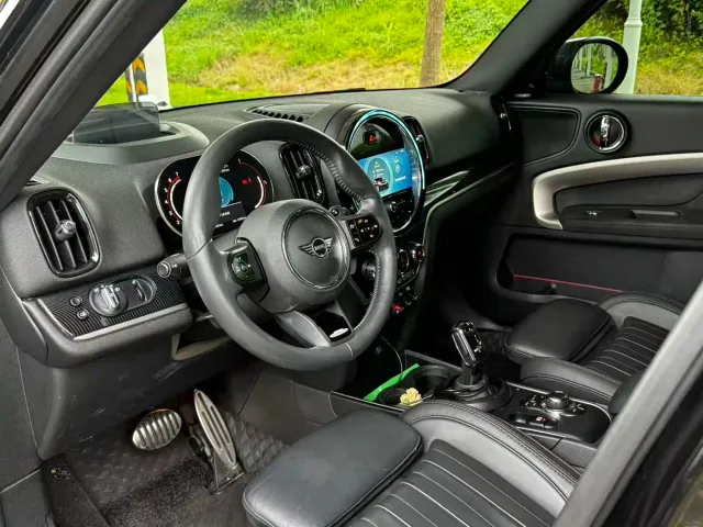 MINI JCW COUNTRYMAN — Фото автомобиля 11