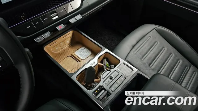 Kia Tasman Tasman 2.5T Бензин 4WD — Фото автомобиля 17