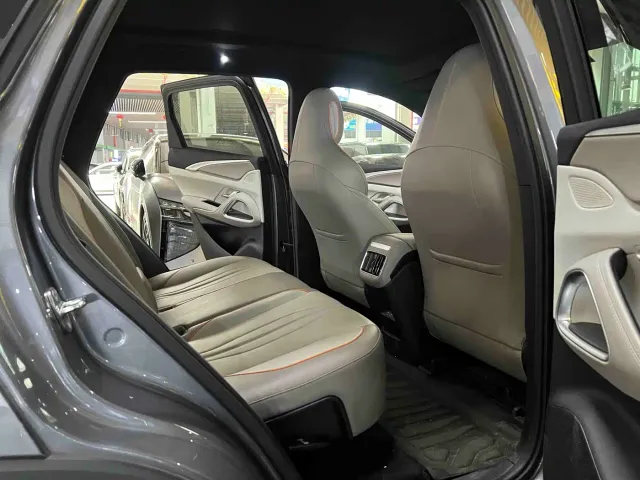 BYD Song Pro — Фото автомобиля 7