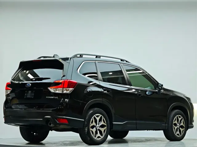 Subaru Forester — Фото автомобиля 21