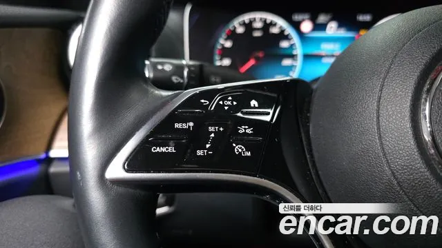 Mercedes-Benz E-Class W213 — Фото автомобиля 30