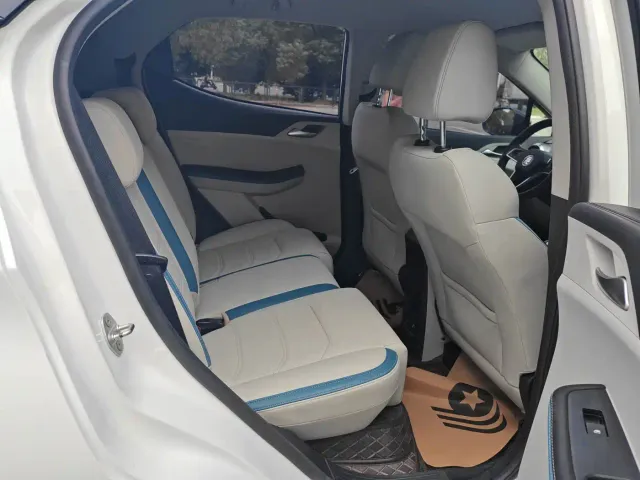 BYD Yuan Pro — Фото автомобиля 5