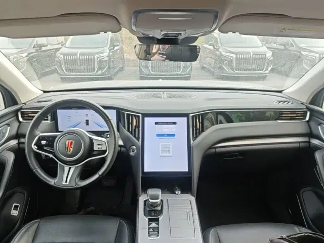 Hongqi HS7 PHEV — Фото автомобиля 9