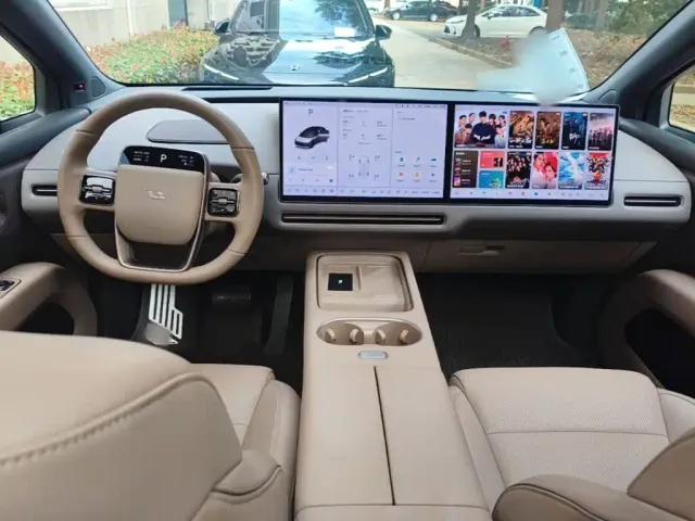 Li Auto i6 — Фото автомобиля 9