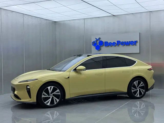 Nio ET5 — Фото автомобиля 2