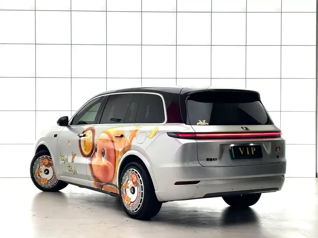 Li Auto L9 — Фото автомобиля 23