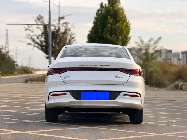 BYD Qin PLUS — Фото автомобиля 5