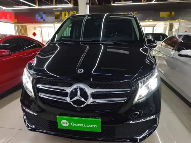 Mercedes-Benz V-Class — Фото автомобиля 2