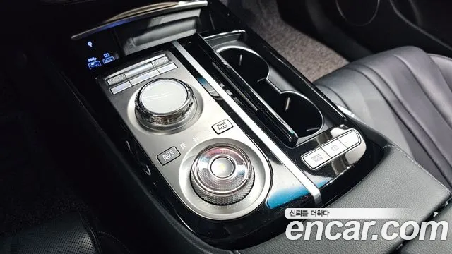 Genesis G80 RG3 — Фото автомобиля 12