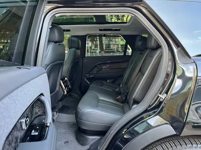 Land Rover Range Rover Sport — Фото автомобиля 5