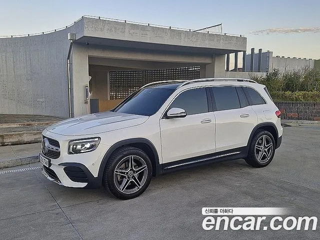Mercedes-Benz GLB-Class — Фото автомобиля 2
