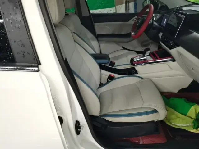 BYD Yuan Pro — Фото автомобиля 24