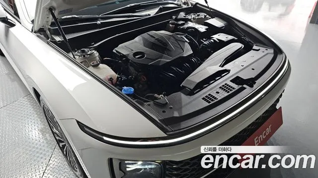 Hyundai Grandeur Grandeur (GN7) 2.5 Бензин 2WD — Фото автомобиля 6