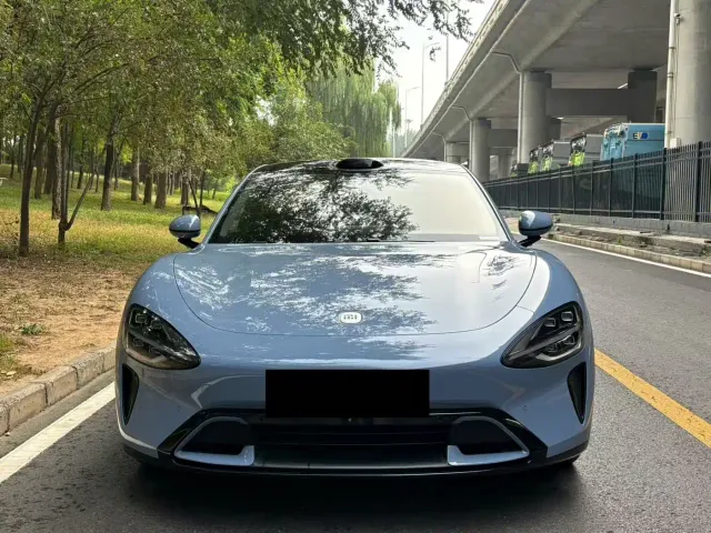 Xiaomi SU7 — Фото автомобиля 2