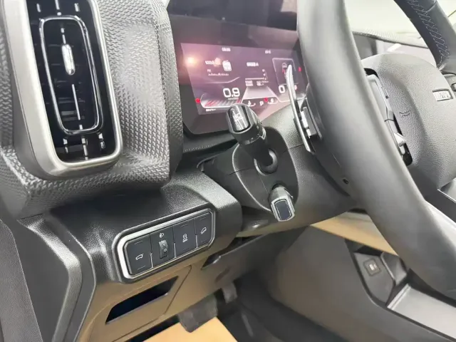 Haval Big Dog — Фото автомобиля 10