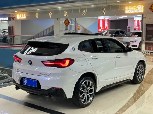 BMW X2 — Фото автомобиля 3