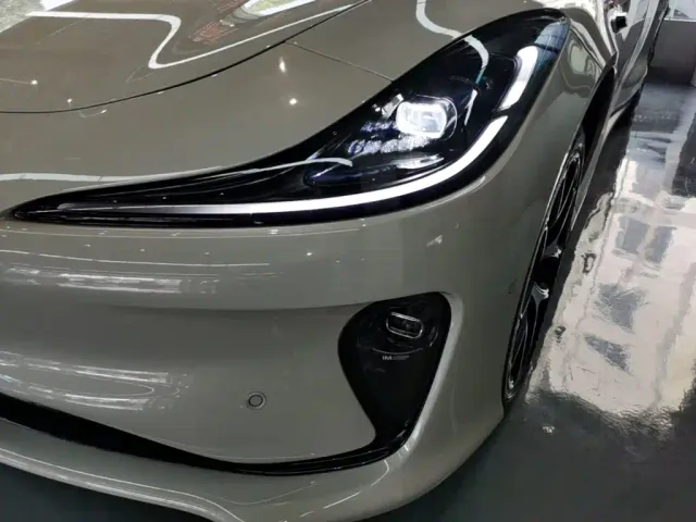 IM Motors L6 — Фото автомобиля 23