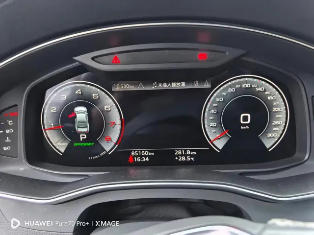 Audi A7L — Фото автомобиля 8