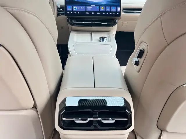GAC Hyptec HT — Фото автомобиля 22