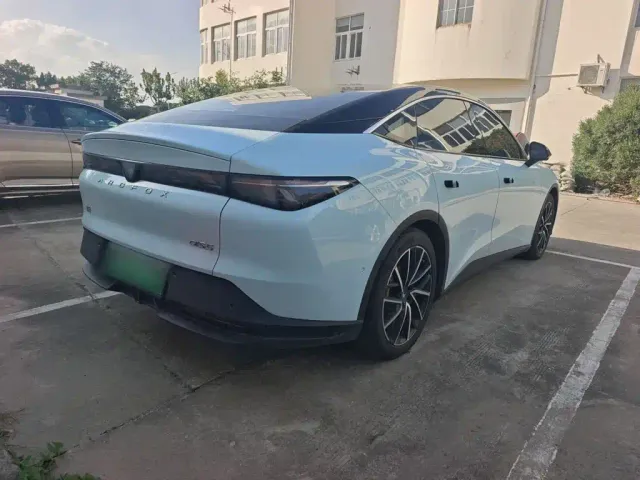 Arcfox Alpha S5 — Фото автомобиля 8