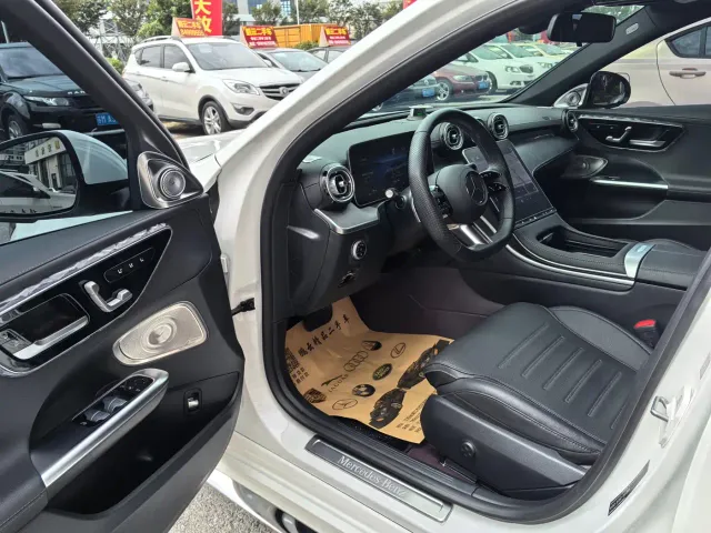Mercedes-Benz C-Class — Фото автомобиля 5