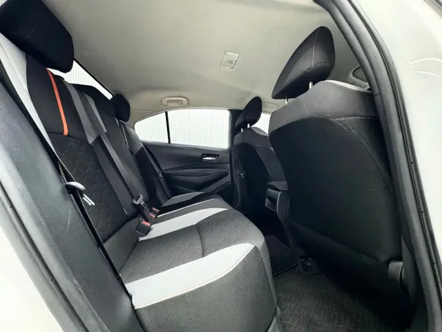 Toyota Corolla — Фото автомобиля 12