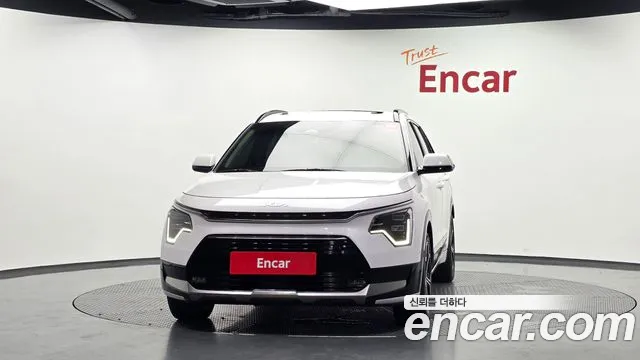 Kia Niro The All New Niro Signature — Фото автомобиля 3