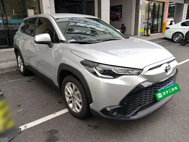 Toyota Frontlander — Фото автомобиля 3
