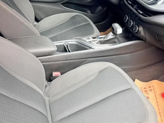 Buick Verano — Фото автомобиля 6