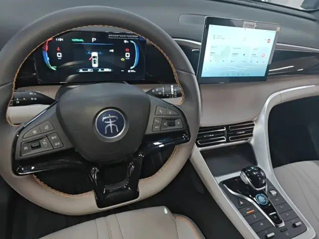 BYD Song Pro — Фото автомобиля 9
