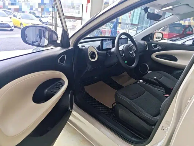 Wuling Bingo — Фото автомобиля 15