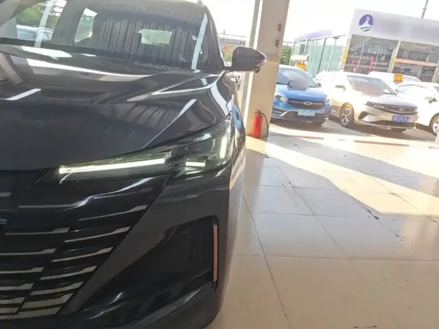 Changan Changan CS55 PLUS 2022 2nd Generation 1.5T DCT Excellence — Фото автомобиля 23